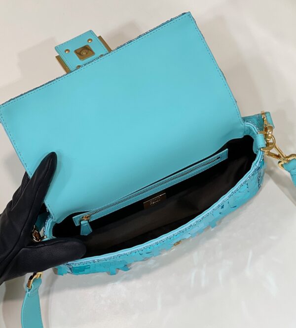FENDI Baguette