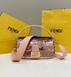 FENDI Baguette