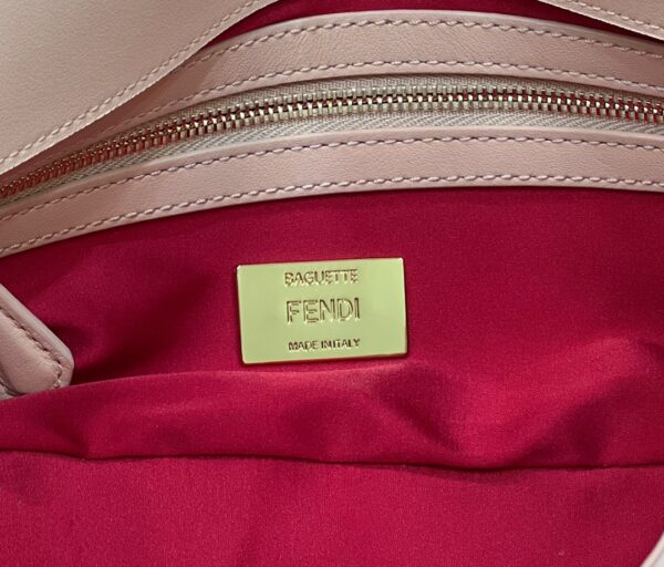 FENDI Baguette