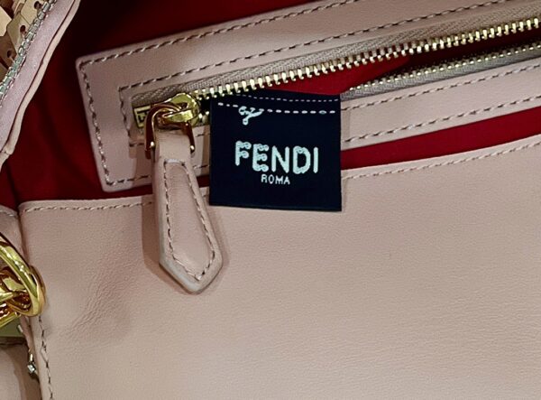 FENDI Baguette