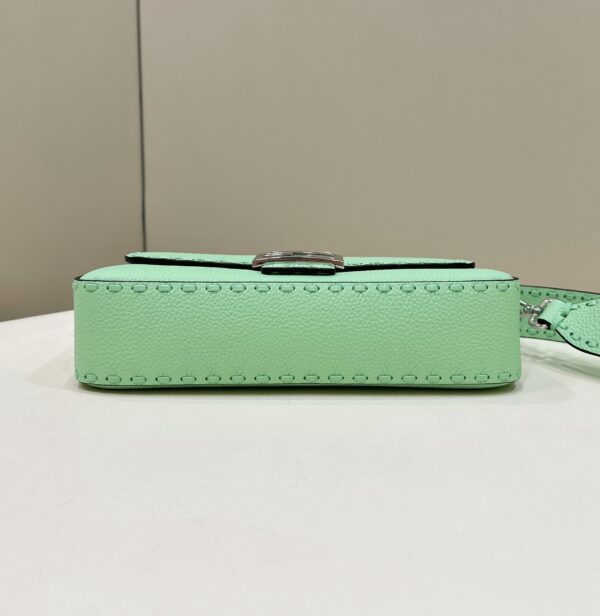 FENDI BAGUETTE