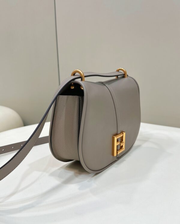 Fendi C’mon Medium