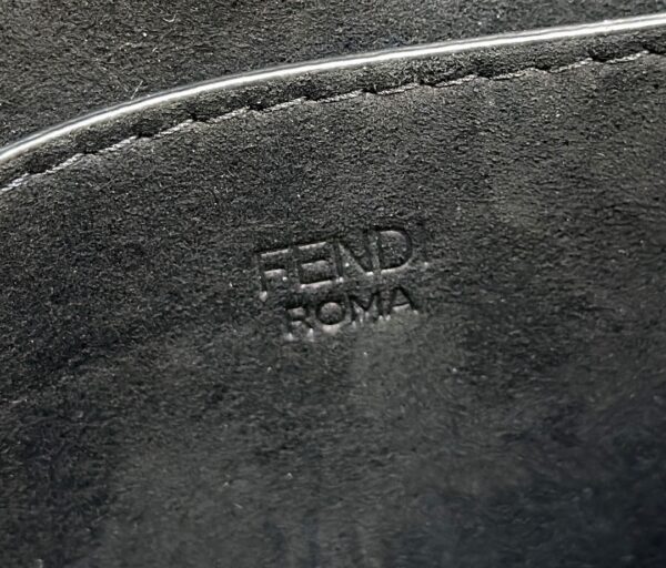 Fendi C’mon Medium