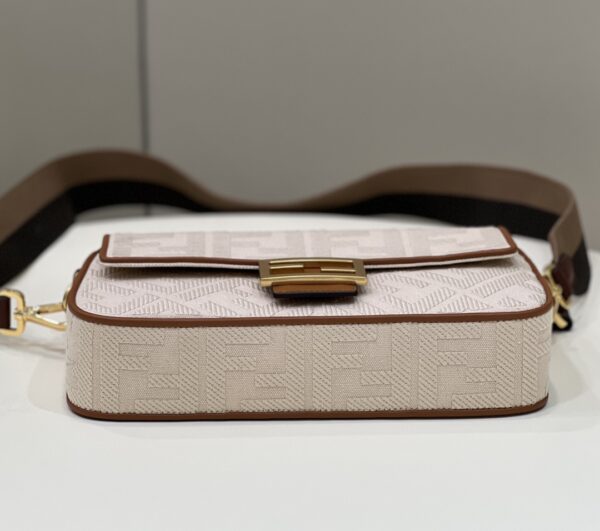 Fendi Baguette