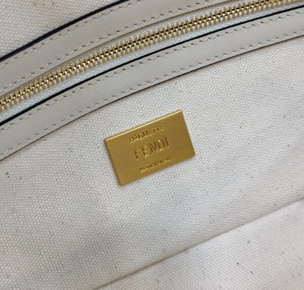 Fendi Baguette