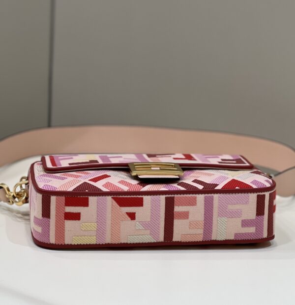 Fendi Baguette