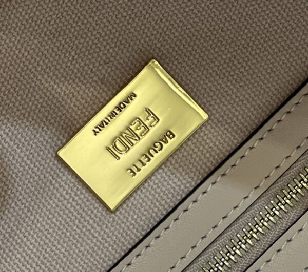 Fendi Baguette