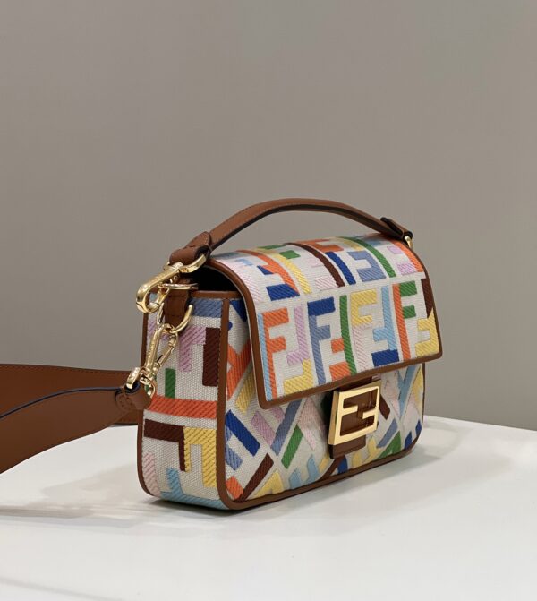 Fendi Baguette