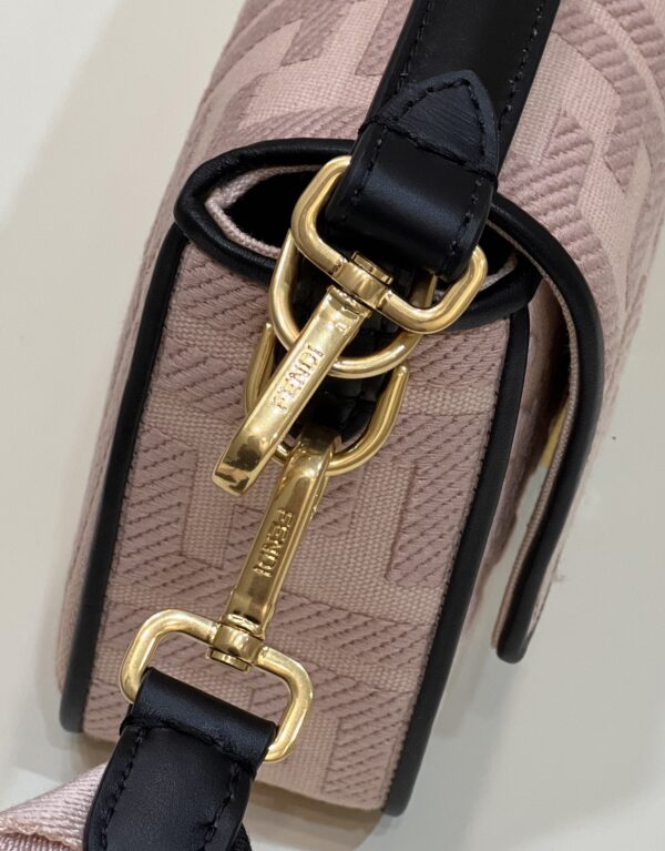 Fendi Baguette