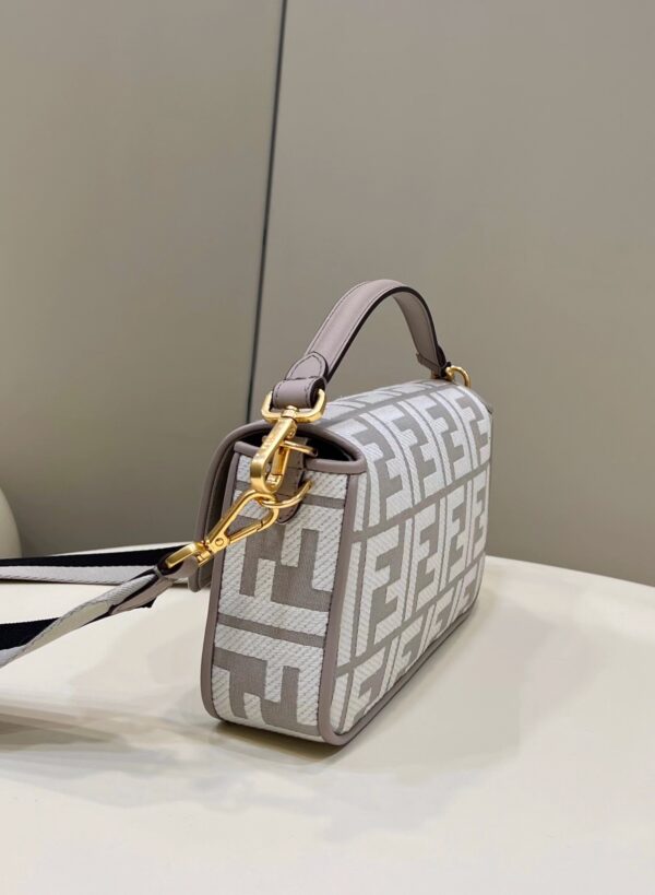 Fendi Baguette