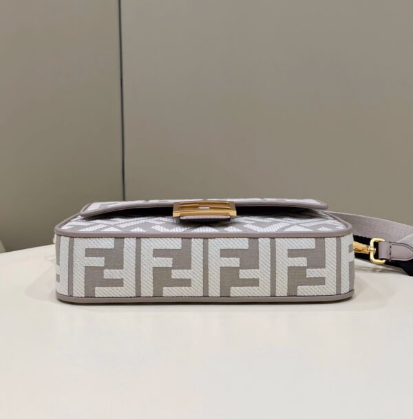 Fendi Baguette