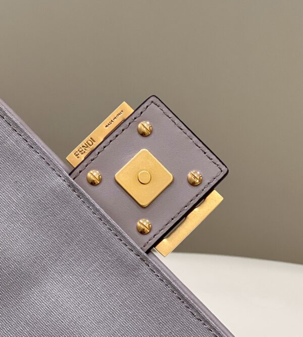 Fendi Baguette