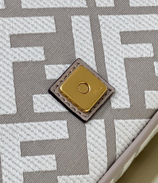Fendi Baguette