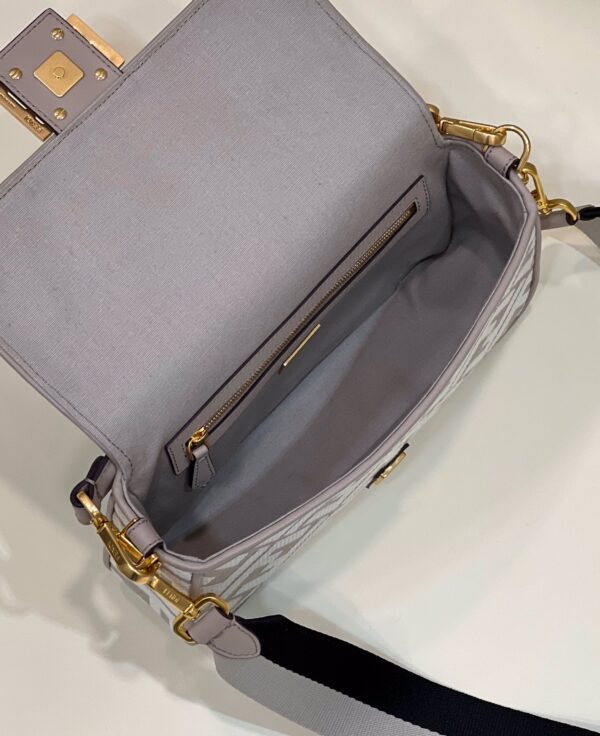 Fendi Baguette