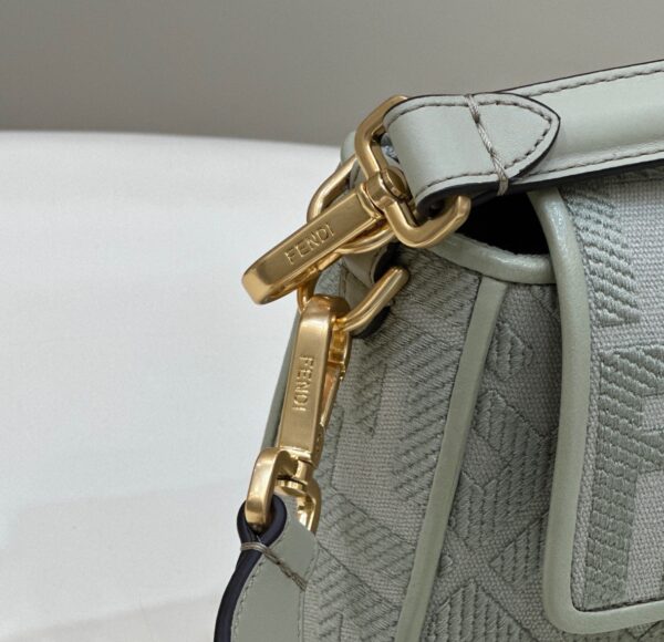 Fendi Baguette