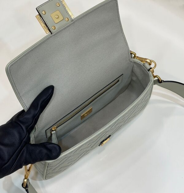 Fendi Baguette