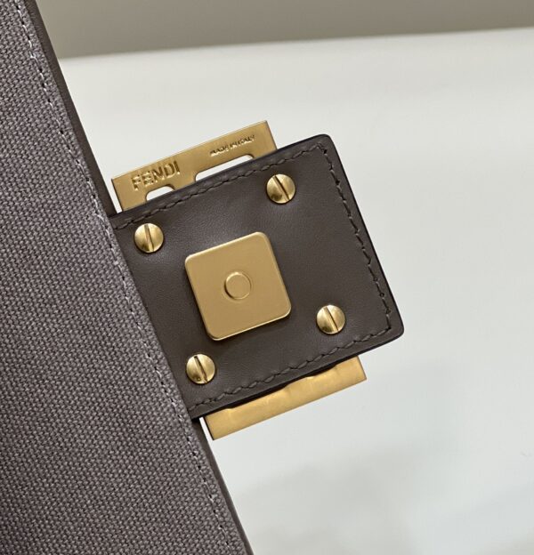 Fendi Baguette