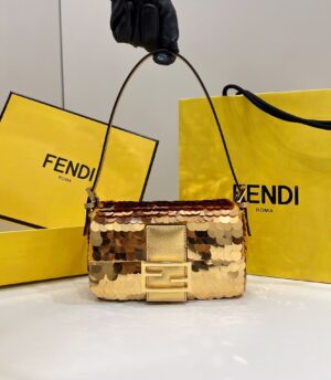 FENDI BAGUETTE MINI BAG