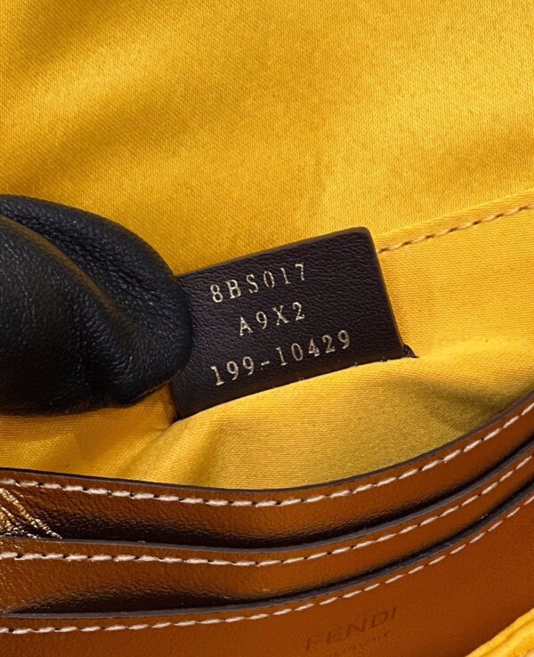 FENDI BAGUETTE MINI BAG