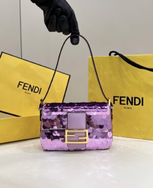 FENDI BAGUETTE MINI BAG