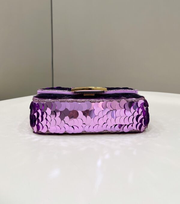 FENDI BAGUETTE MINI BAG