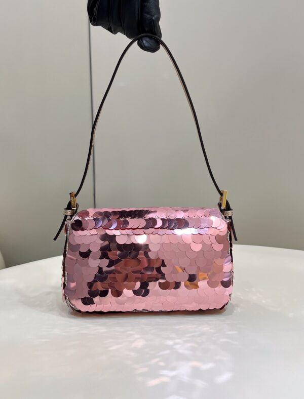 FENDI BAGUETTE MINI BAG