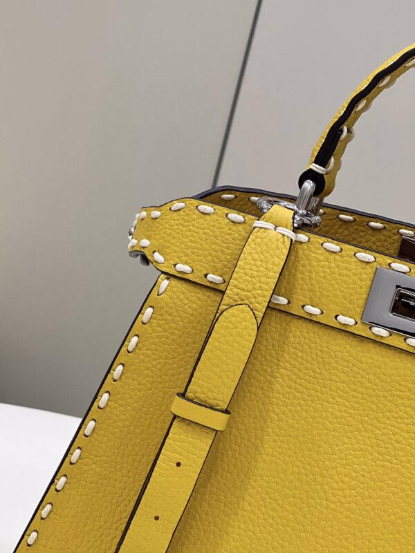 FENDI PEEKABOO MEDIUM BAG