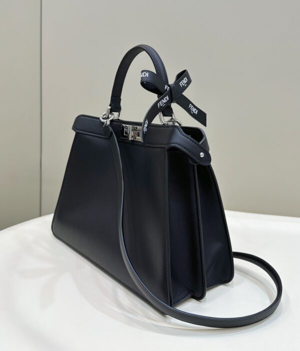 Fendi by Marc jacobs peekaboo