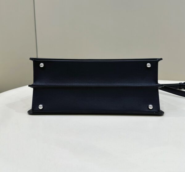 Fendi by Marc jacobs peekaboo