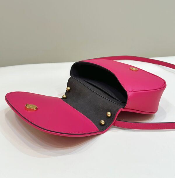 Fendi C’mon Small
