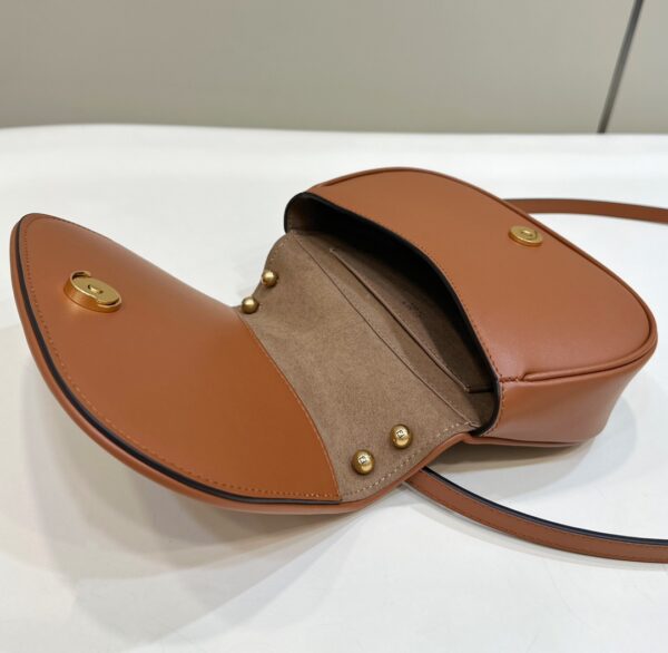 Fendi C’mon Small
