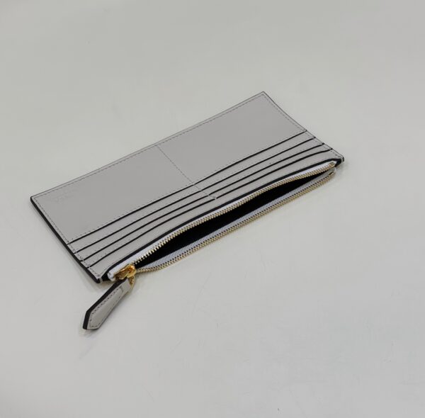 Fendi Fendigraphy Wallet On Chain