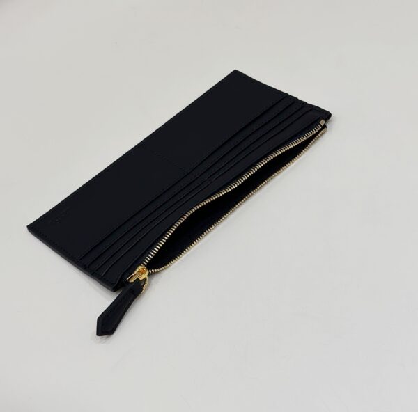 Fendi Fendigraphy Wallet On Chain