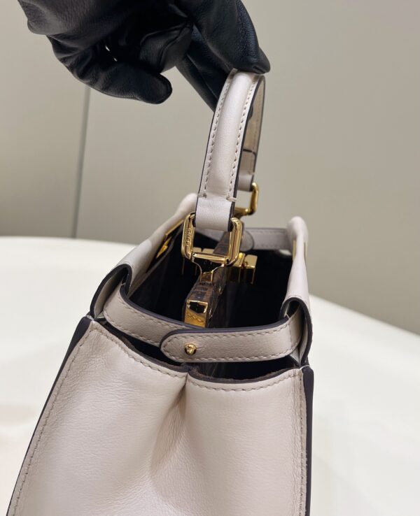 Fendi peekaboo