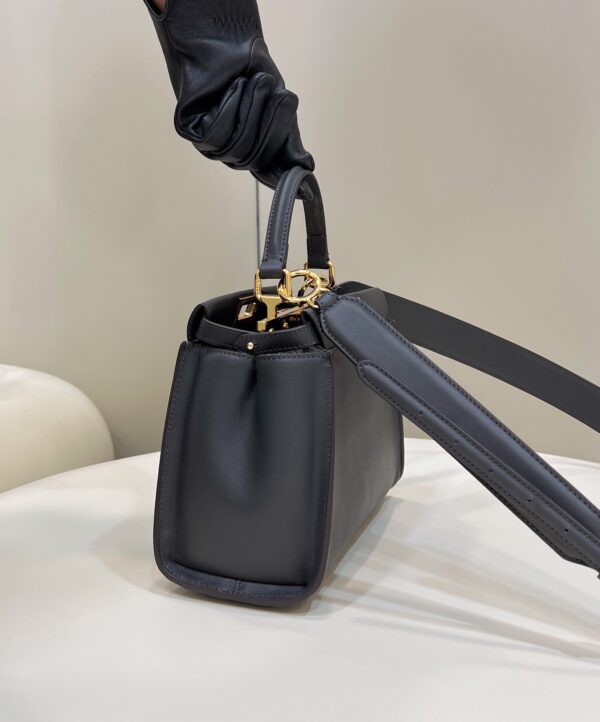 Fendi peekaboo