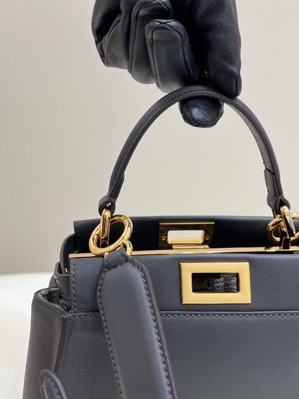 Fendi peekaboo