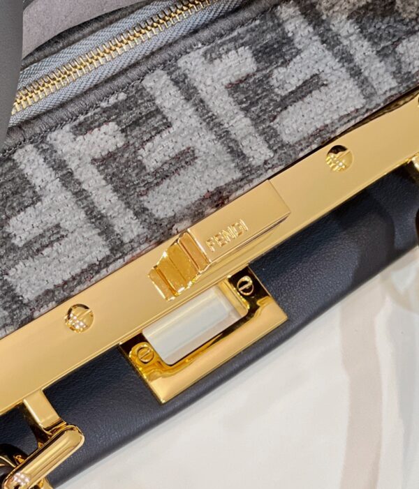Fendi peekaboo