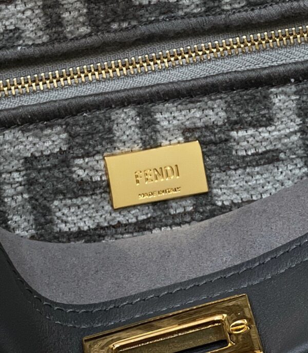 Fendi peekaboo