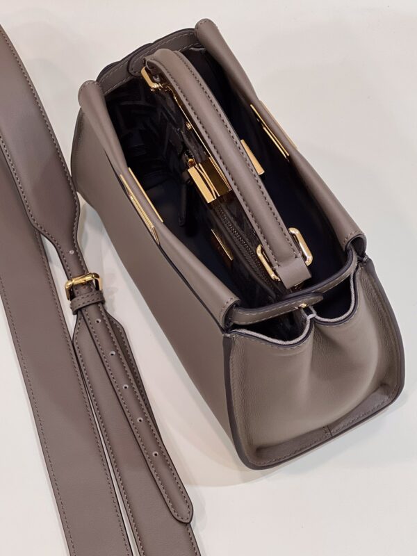 Fendi peekaboo