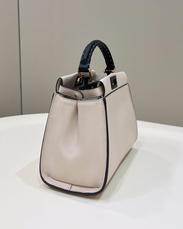 Fendi peekaboo
