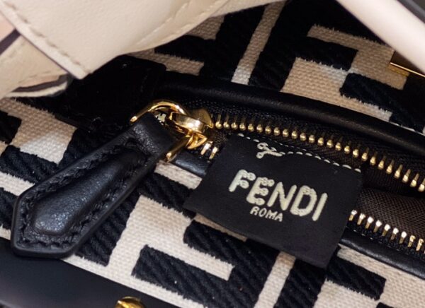 Fendi peekaboo