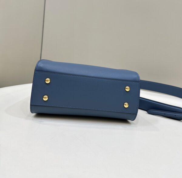 Fendi peekaboo