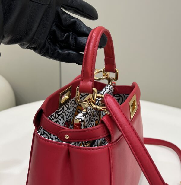 Fendi Lconic Peekaboo