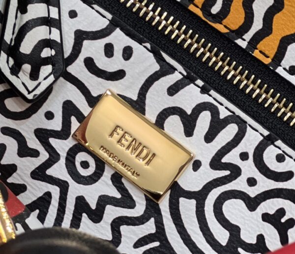 Fendi Lconic Peekaboo