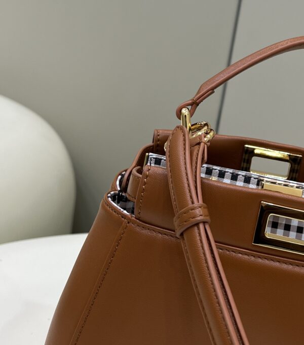 Fendi Lconic Peekaboo