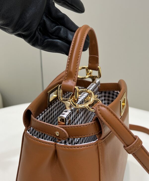Fendi Lconic Peekaboo