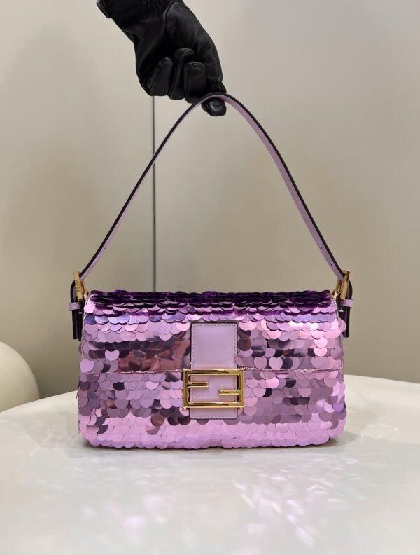 FENDI BAGUETTE BAG