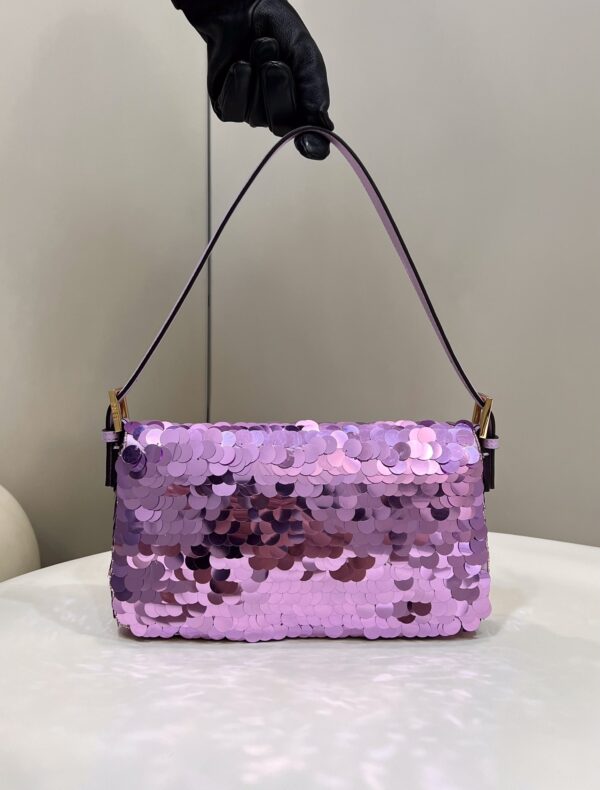 FENDI BAGUETTE BAG