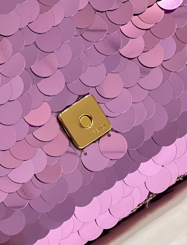 FENDI BAGUETTE BAG