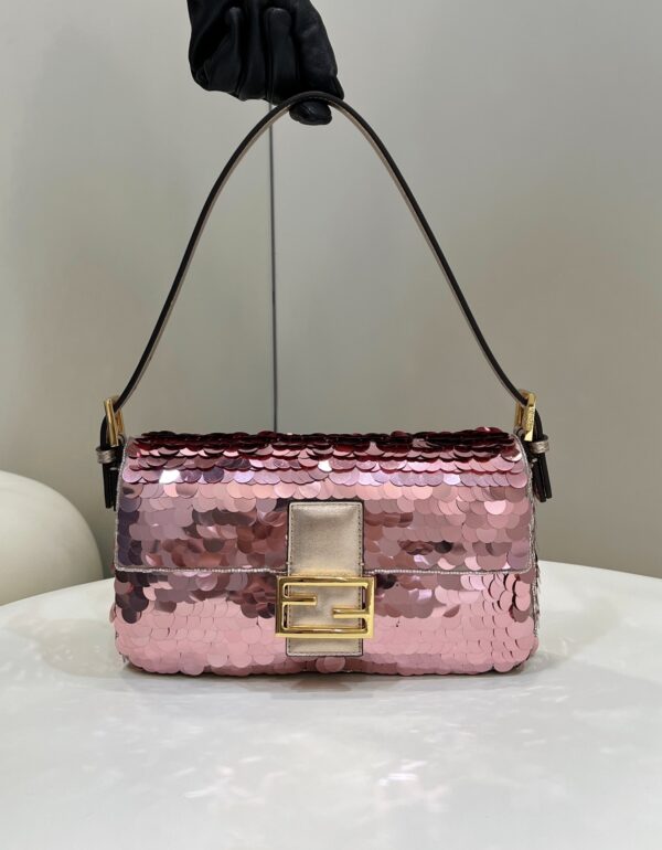 FENDI BAGUETTE BAG